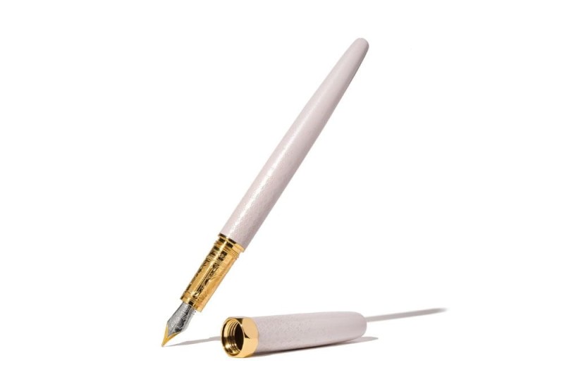 The Bijou Fountain Pen Sandcastle Clay (7).jpg