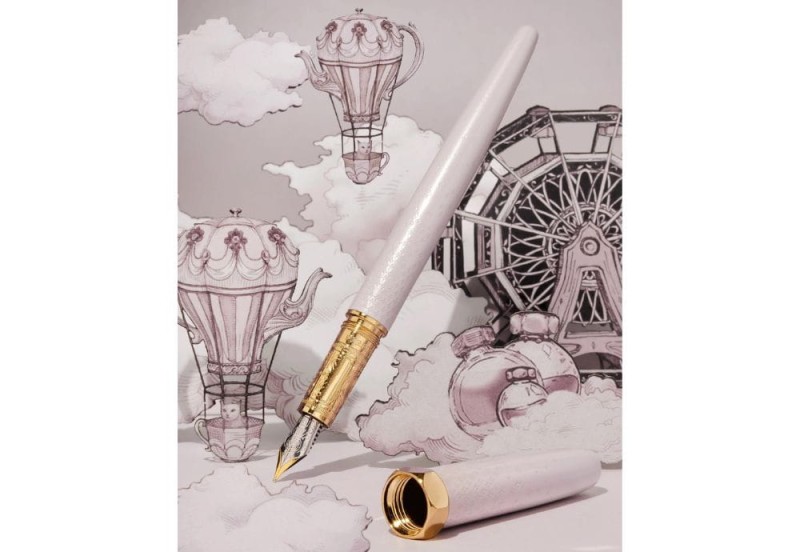 The Bijou Fountain Pen Sandcastle Clay (9).jpg