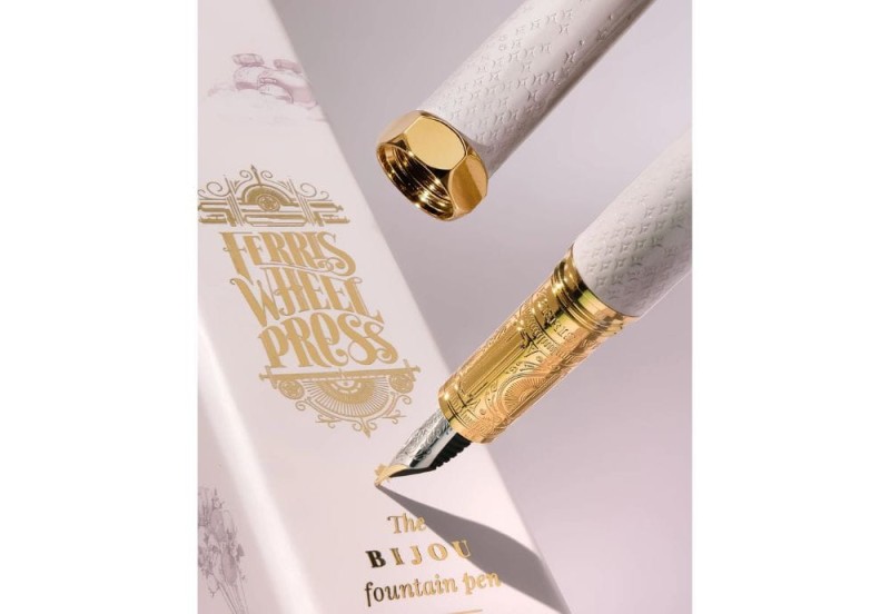 The Bijou Fountain Pen Sandcastle Clay (11).jpg