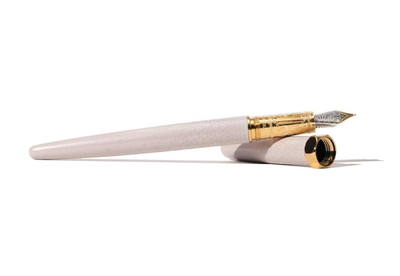 The Bijou Fountain Pen Sandcastle Clay.jpg