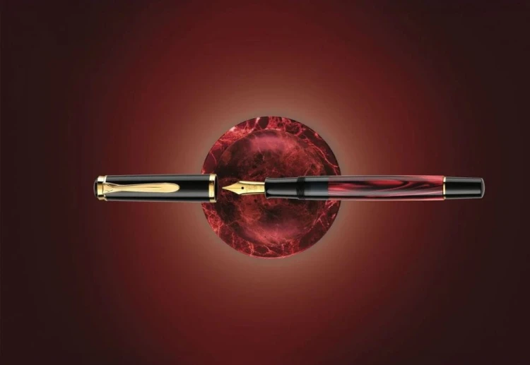 Pelikan M200 Pióro wieczne Red Marbled - NOTEKA (3).jpg