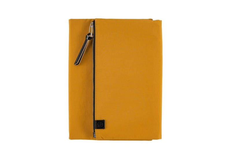 Hobonichi Techo Cousin A5 Cover: Tragen: Mustard
