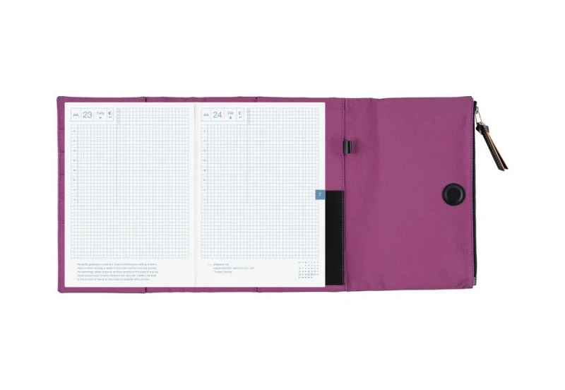 Hobonichi Techo Cousin A5 Cover: Tragen: Purple