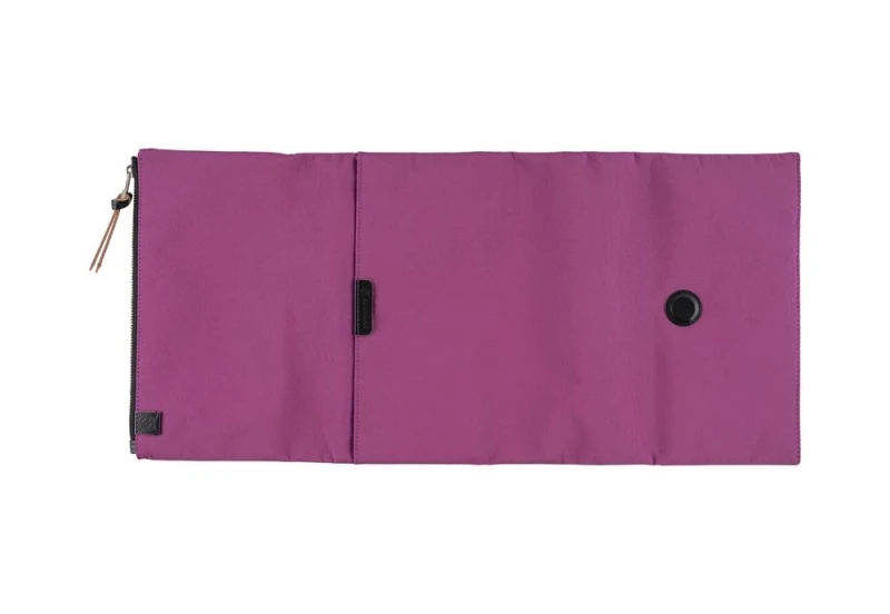 Hobonichi Techo Cousin A5 Cover: Tragen: Purple