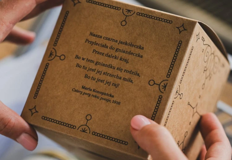 Jaskółka - świeca sojowa Nowojorska przytulność