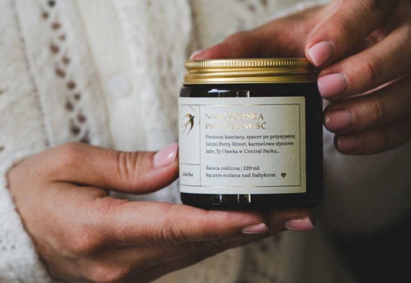 jaskółka świeca nowojorska przytulność NOTEKA(1).jpg