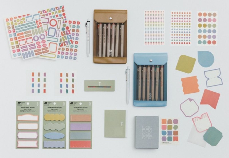 Hobonichi Techo TSUKI no IRO_ Uniball One - zestaw długopisów żelowych (8).jpg