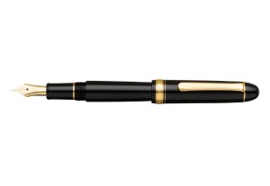 Platinum 3776 Pióro Wieczne Gold Trim Black in Black.jpg