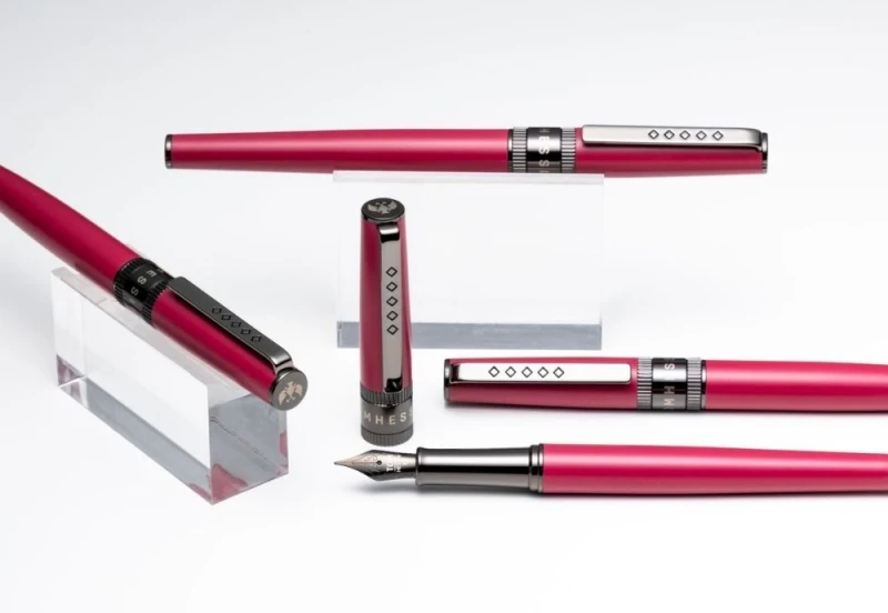 Tom Hessin Rebel NOTEKA (6).jpg