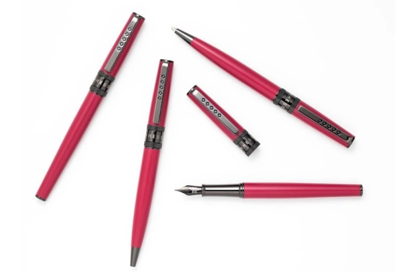 Tom Hessin Rebel NOTEKA (8).jpg