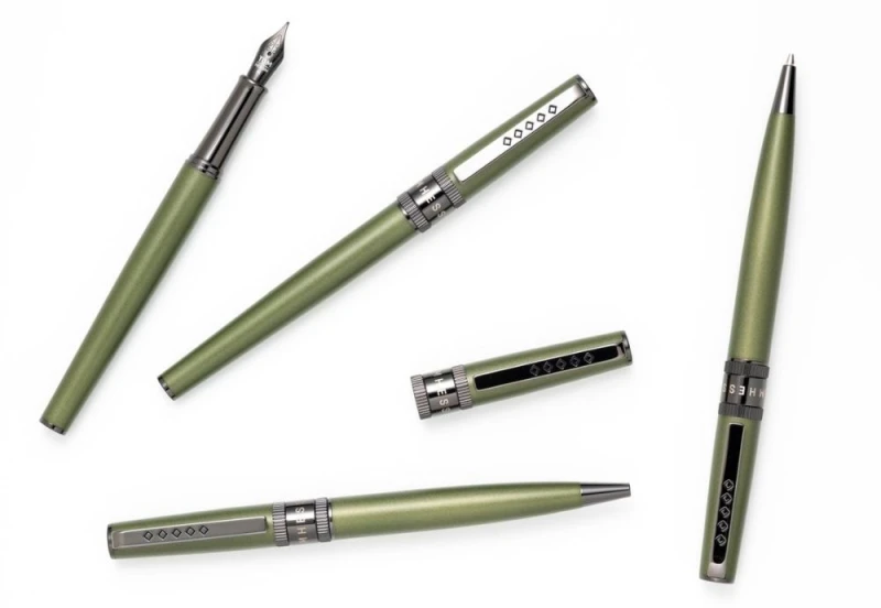 Tom Hessin Rebel NOTEKA (4).jpg