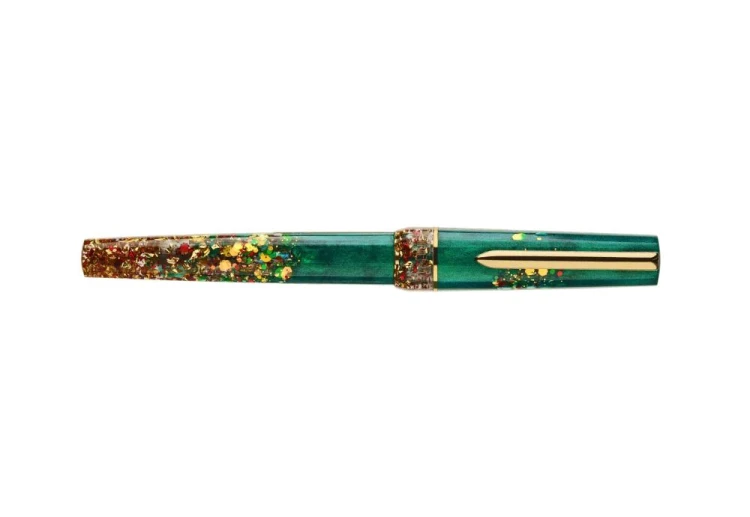 BENU Haute Emerald Eve Pióro wieczne 2.jpg
