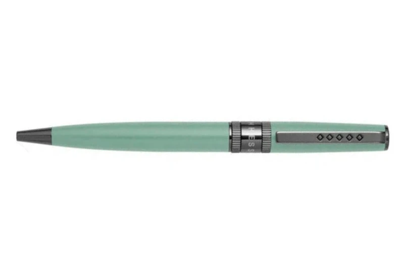 Tom hessin rebel cambridge blue NOTEKA.jpg