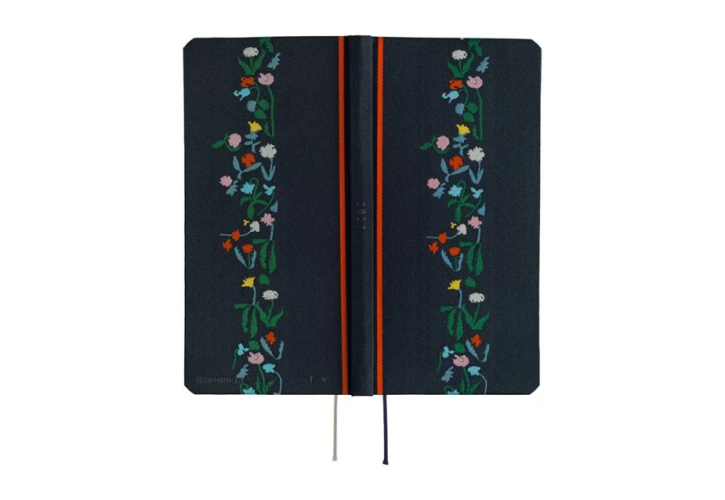Hobonichi Techo Weeks 2027 Yoshie Watanabe_ Petit Bloom  - kalendarz tygodniowy ENG NOTEKA (3).jpg