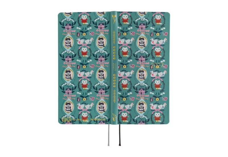 Hobonichi Techo Weeks 2027 Yumi Kitagishi_ White Cat Wallpaper NOTEKA (3).jpg