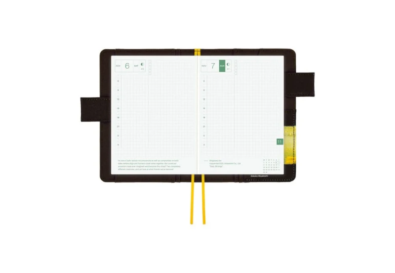 Hobonichi okładka A6 Akiko Miyakoshi_ An Airport at Night NOTEKA (6).jpg