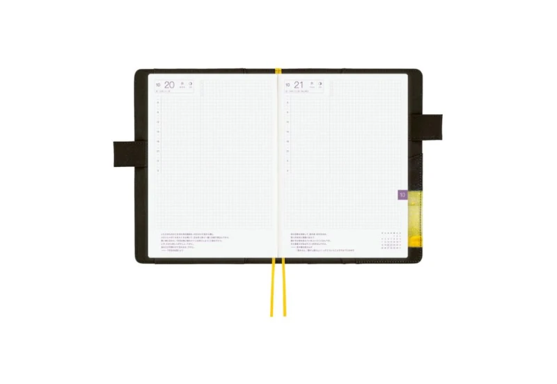 Hobonichi Techo Cousin A5 Cover Akiko Miyakoshi_ An Airport at Night NOTEKA (7).jpg