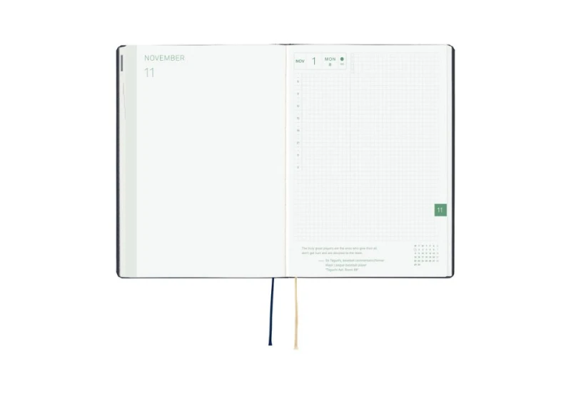Hobonichi Techo HON A5 2027 Slash (Navy) - kalendarz dzienny ENG _ Jan Start _ Mon Start NOTEKA (5).jpg