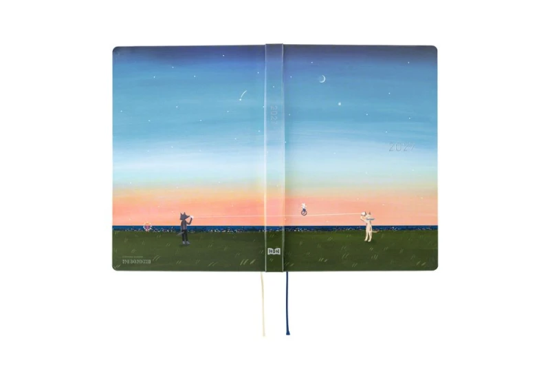 Hobonichi Techo HON A5 2027 Hiroko Kubota_ String Telephone Until the Moon is Full NOTEKA (3).jpg