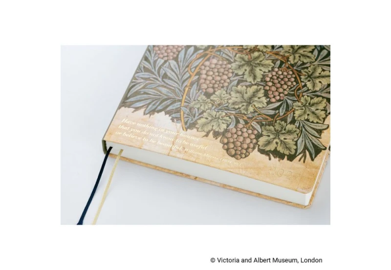 Hobonichi Techo HON 2027 V&A Series_ Vine NOTEKA (8).jpg