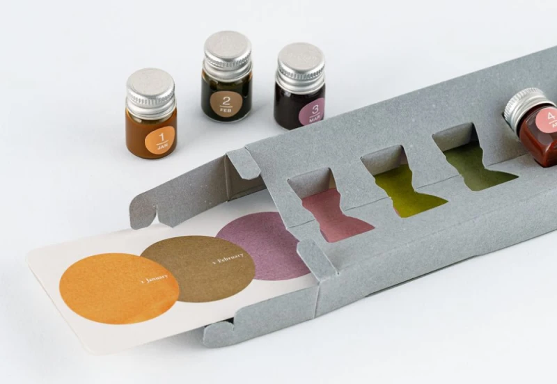 Hobonichi Techo Kakimori Ink Set Jan-Jun Tsuki No iro (3).jpg