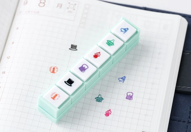 KODOMO NO KAO x Hobonichi Pochitto6 Pieczątka Push-Button Stamp - Moomin NOTEKA.jpg