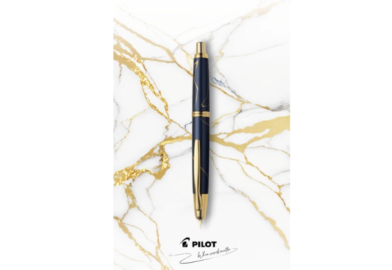 Pilot Capeless.png