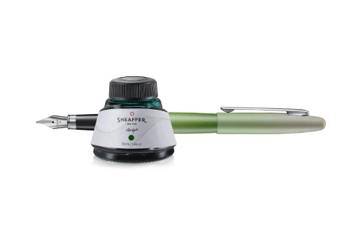 Sheaffer VFM Matcha 9431 - zestaw: pióro wieczne i zielony atrament 50 ml