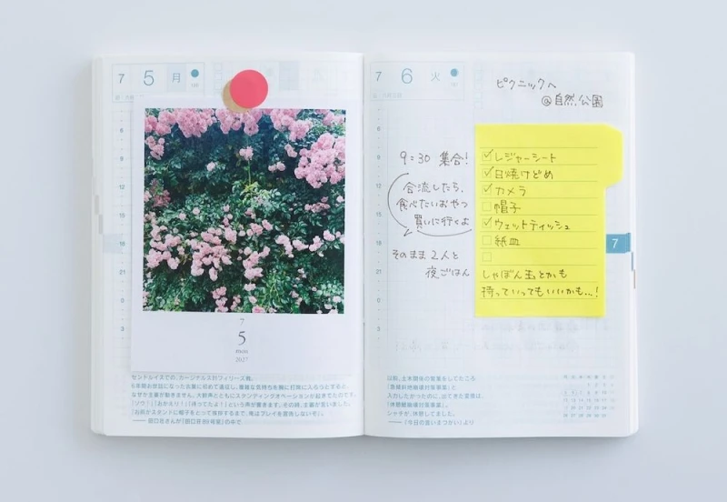 Hobonichi Techo weeksdays 2027 (6).jpg