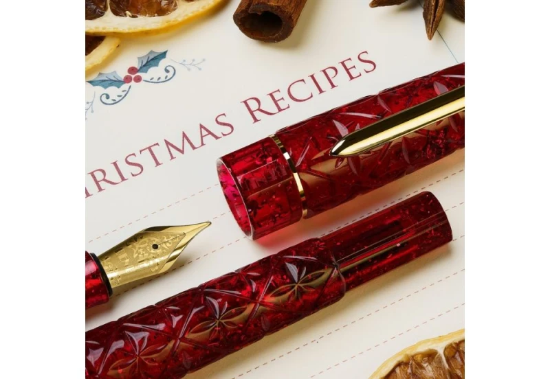 Benu Cocktail Hour Fountain Pen Christmas Cheer Gift Set (8).jpg