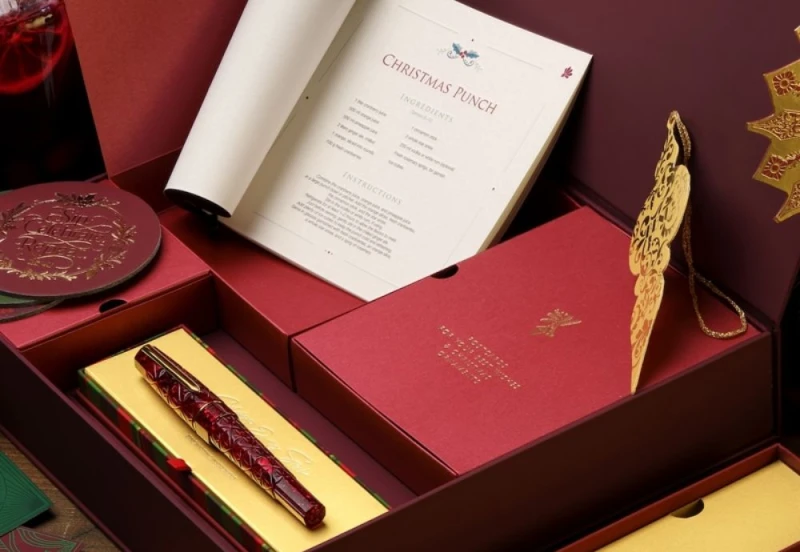 Benu Cocktail Hour Fountain Pen Christmas Cheer Gift Set (11).jpg