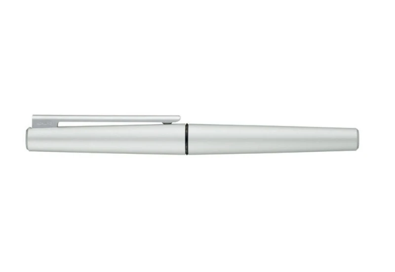 Kokuyo WP Finewriter 0,5 mm silver noteka.jpg