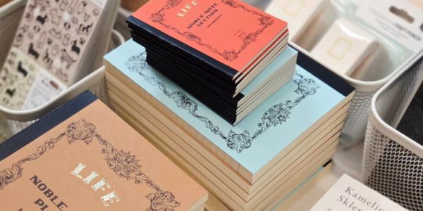 Japońskie notesy – wyjątkowe notatniki do zapisywania myśli, szkiców i pomysłów